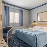 Exe Boston Hotel 4*
