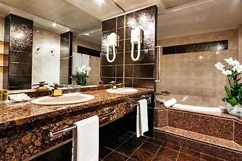 Exe Boston Otel 4*